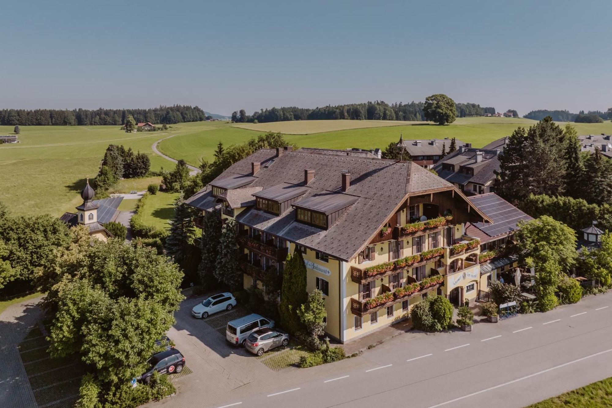 Landhotel Gschirnwirt Eugendorf Exterior foto